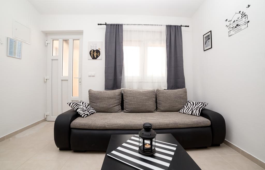 Apartments Zara Petrčane Zewnętrze zdjęcie