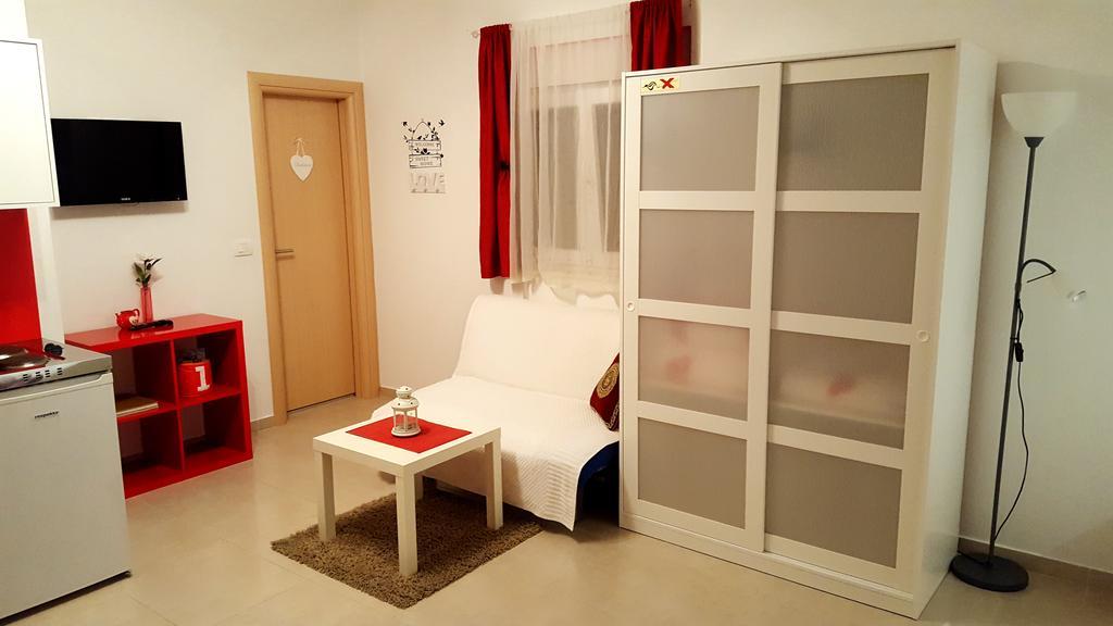 Apartments Zara Petrčane Zewnętrze zdjęcie